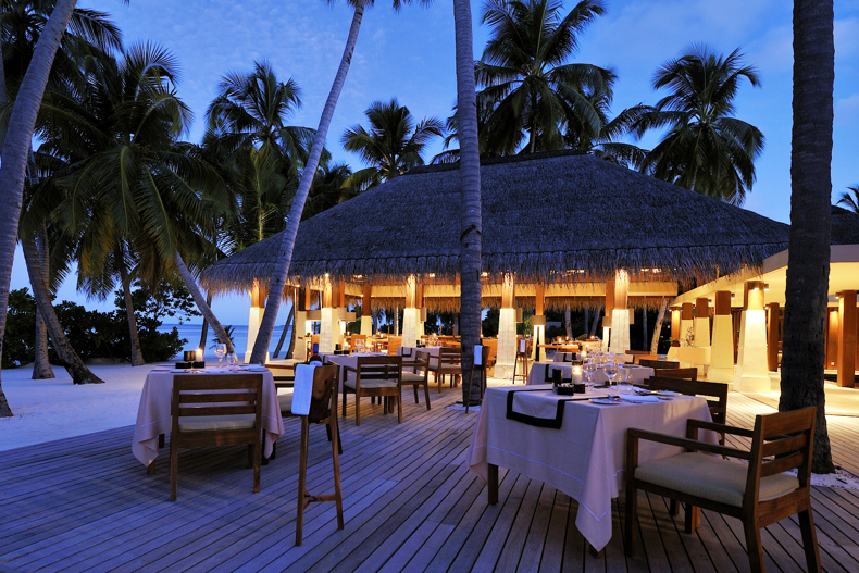 Ayada Maldives Dining Magu Restaurant (4)