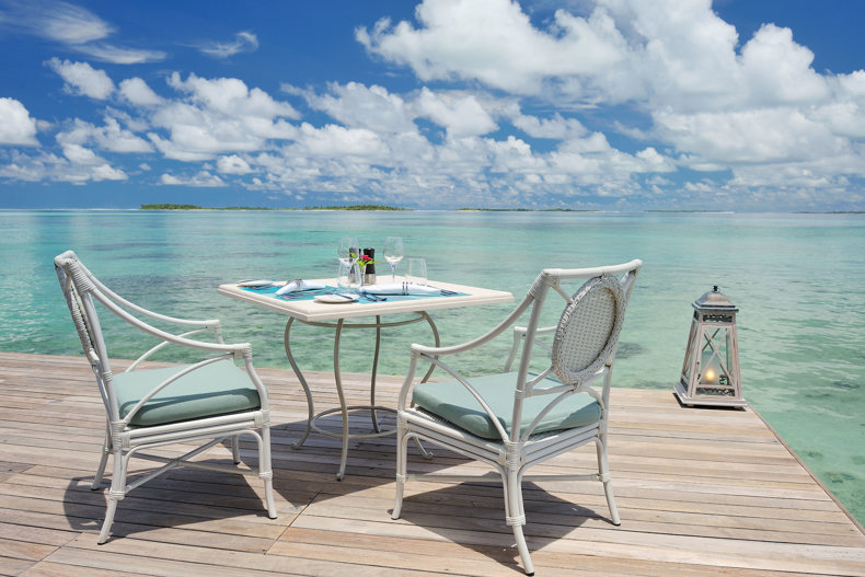 Ayada Maldives Dining Ocean Breeze Restaurant (16)